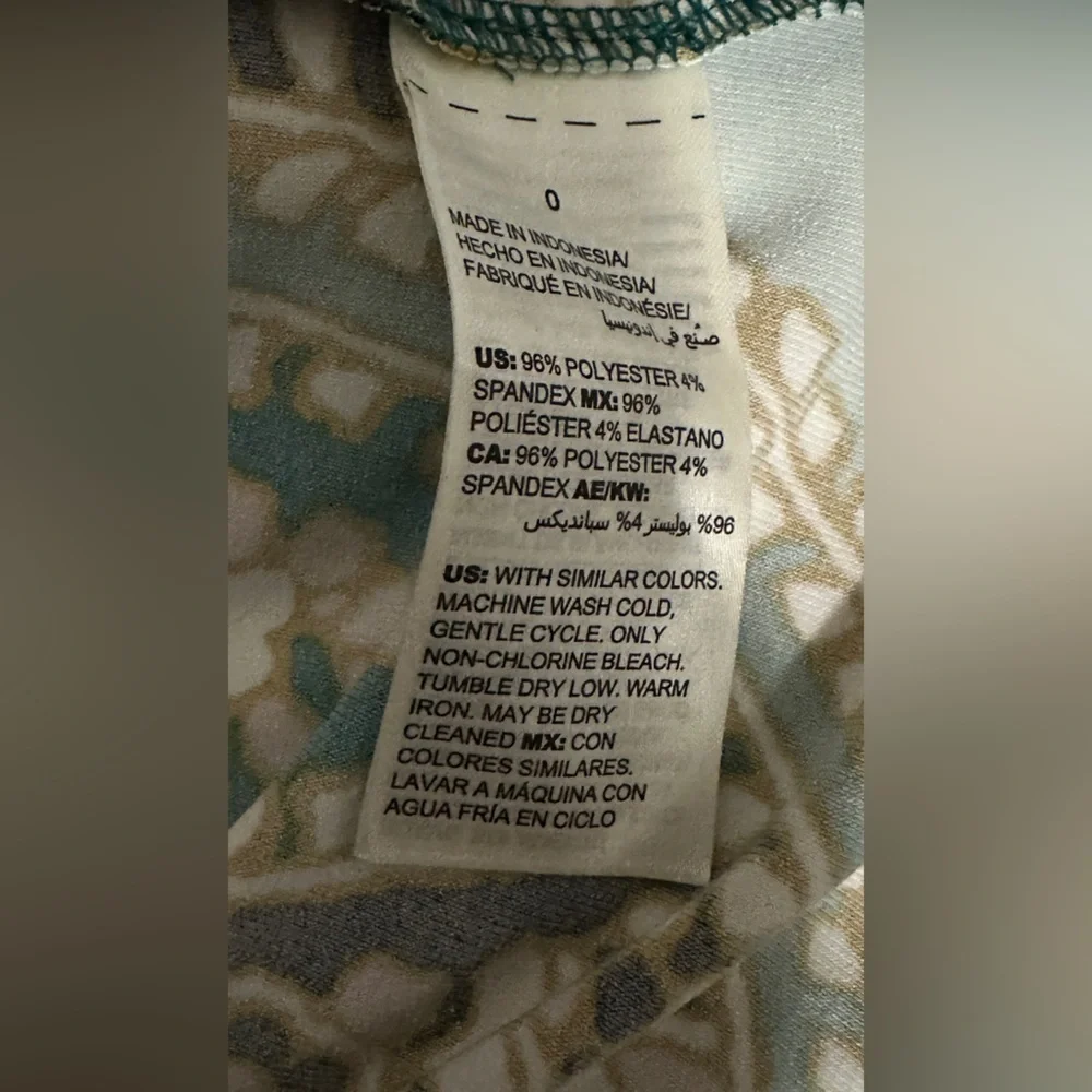 135 Chico’s | NWOT Green Pink Paisley Shift Dress (Size 4/6) - Picture 7 of 11